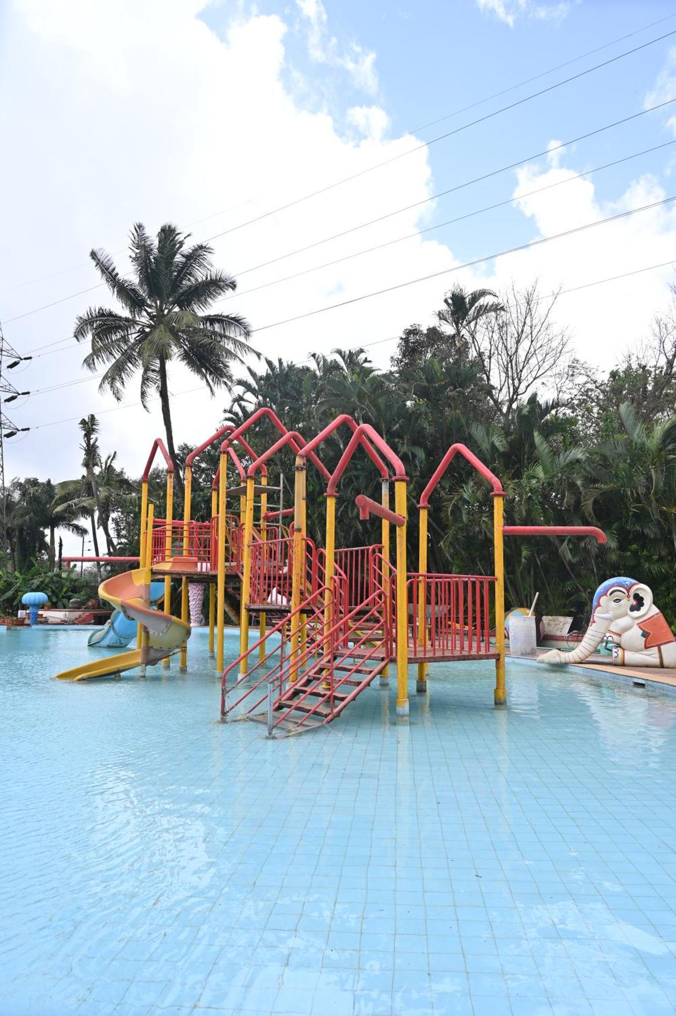 Kumar Resort By Turtle, Лонавала Екстериор снимка